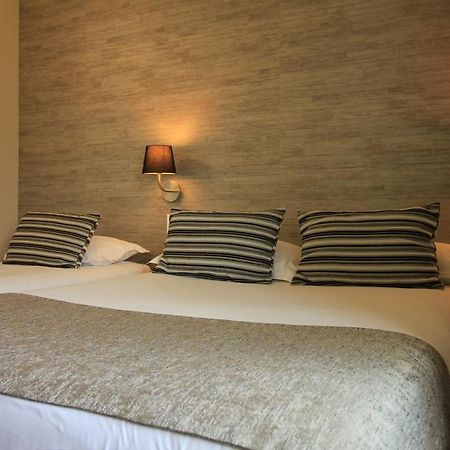 Logis Hotel Lodge La Valette Сессон-Севинье Экстерьер фото